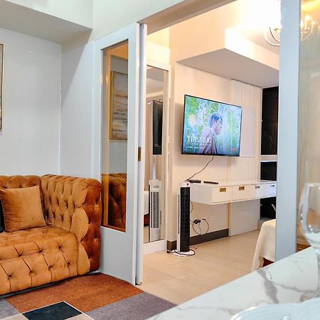 Modern 1Br In Uptown Bgc Aparthotel Taguig Exteriör bild